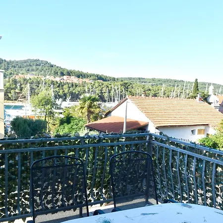 Maslina Apartment